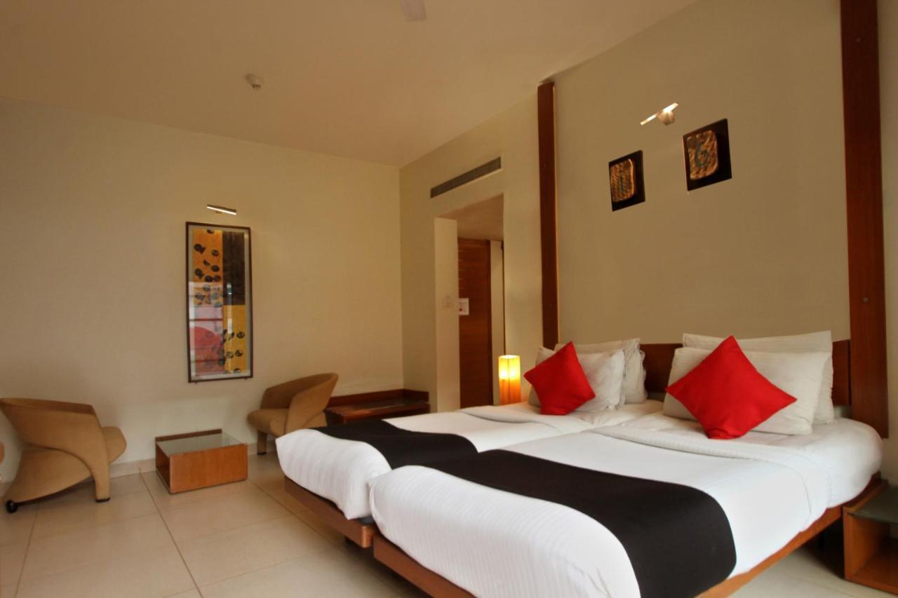 Hotel Capital O 16165 Cartier Bangalore Esterno foto