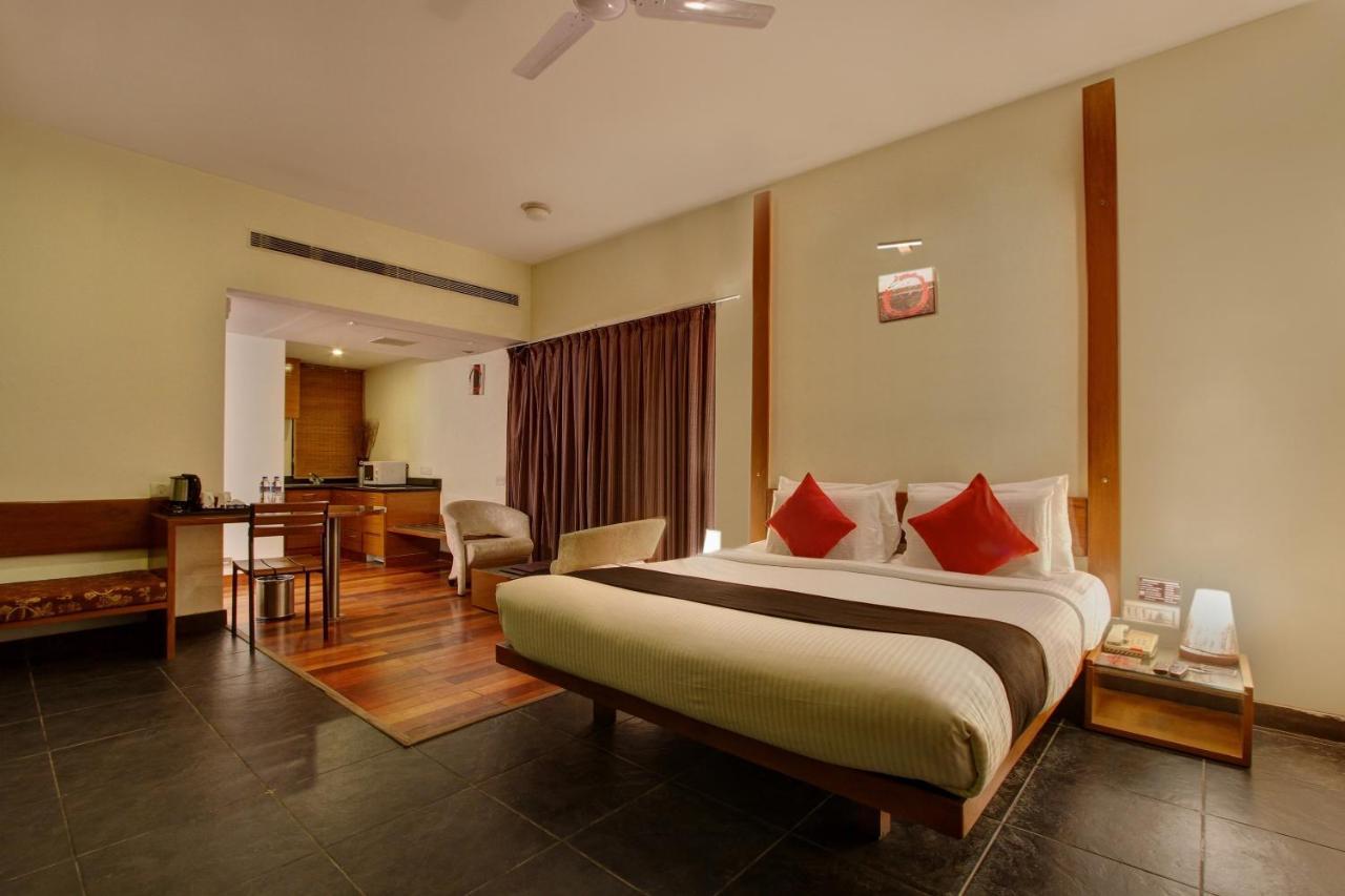 Hotel Capital O 16165 Cartier Bangalore Camera foto